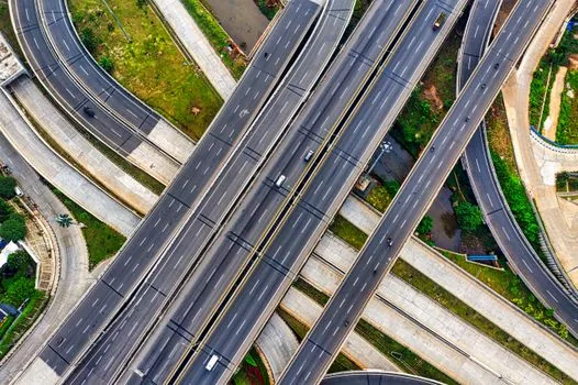 korean city overpass road lane markings